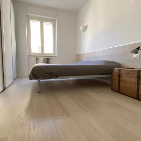 Bright & Spacious Near Navigli - Ponti Apartment
